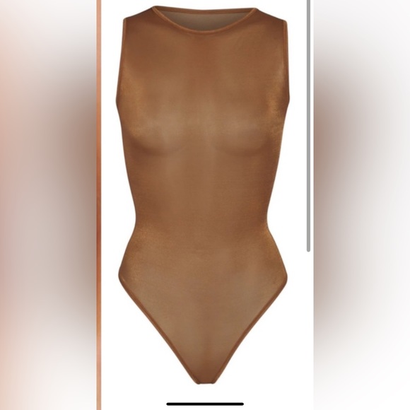 SKIMS Glissenette Bodysuit top in Chai - Picture 4 of 5
